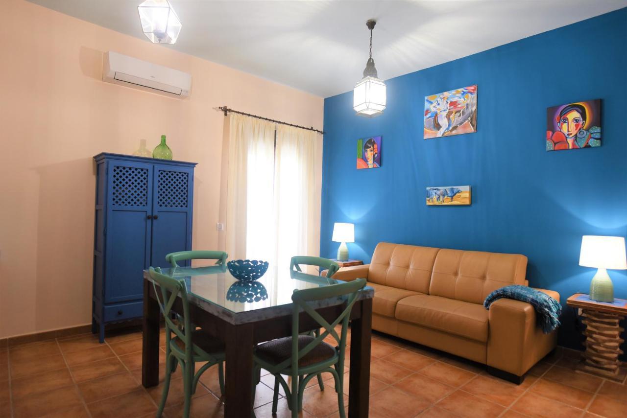 Casa Rural Blue Moon Vendégház Cazalla de la Sierra Kültér fotó